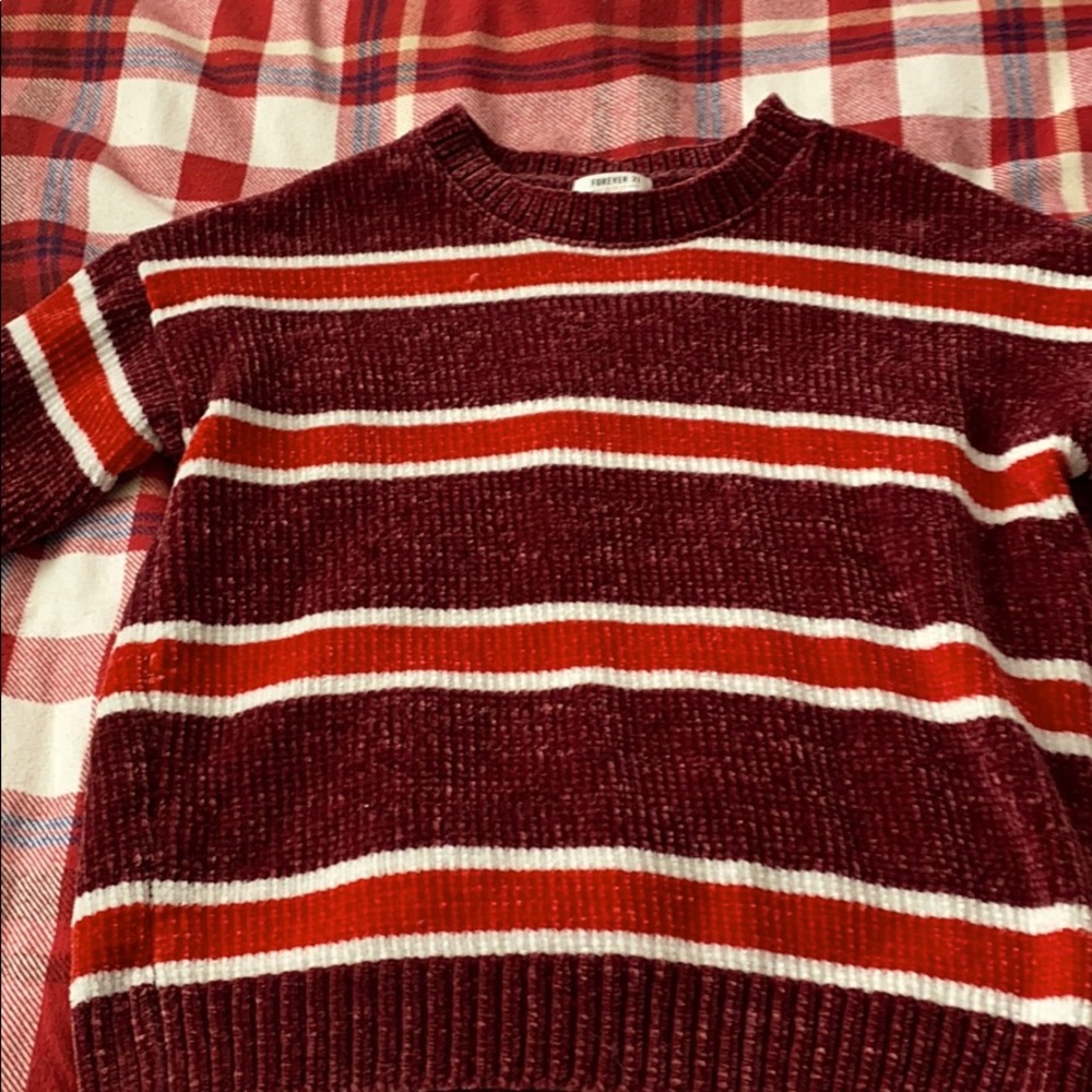 Girls brand new knitted sweater